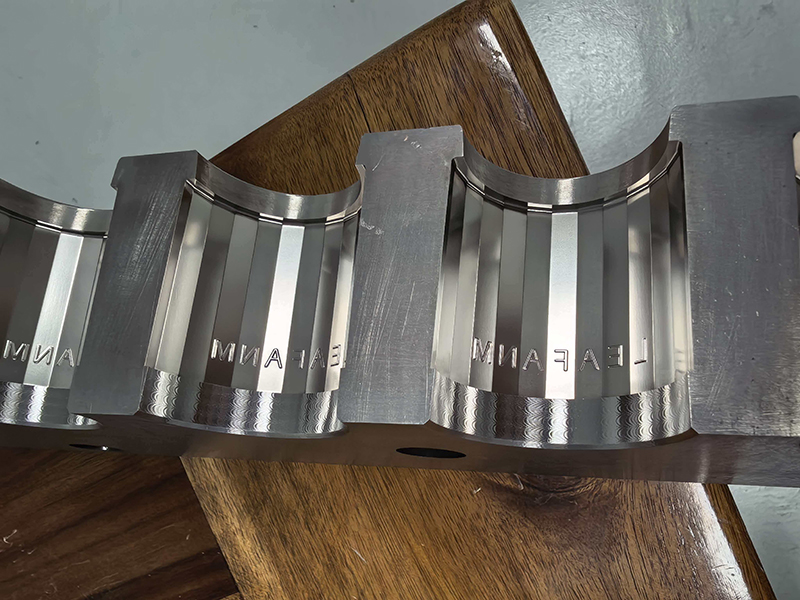 镜面火花放电加工